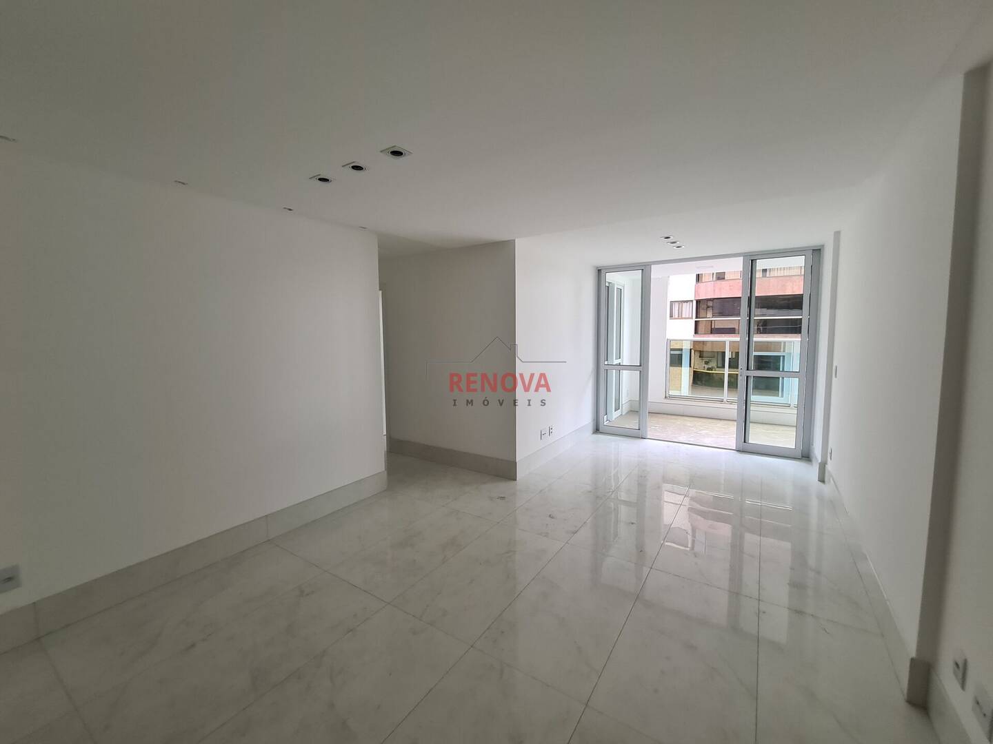 Apartamento, 4 quartos, 13200 m² - Foto 3