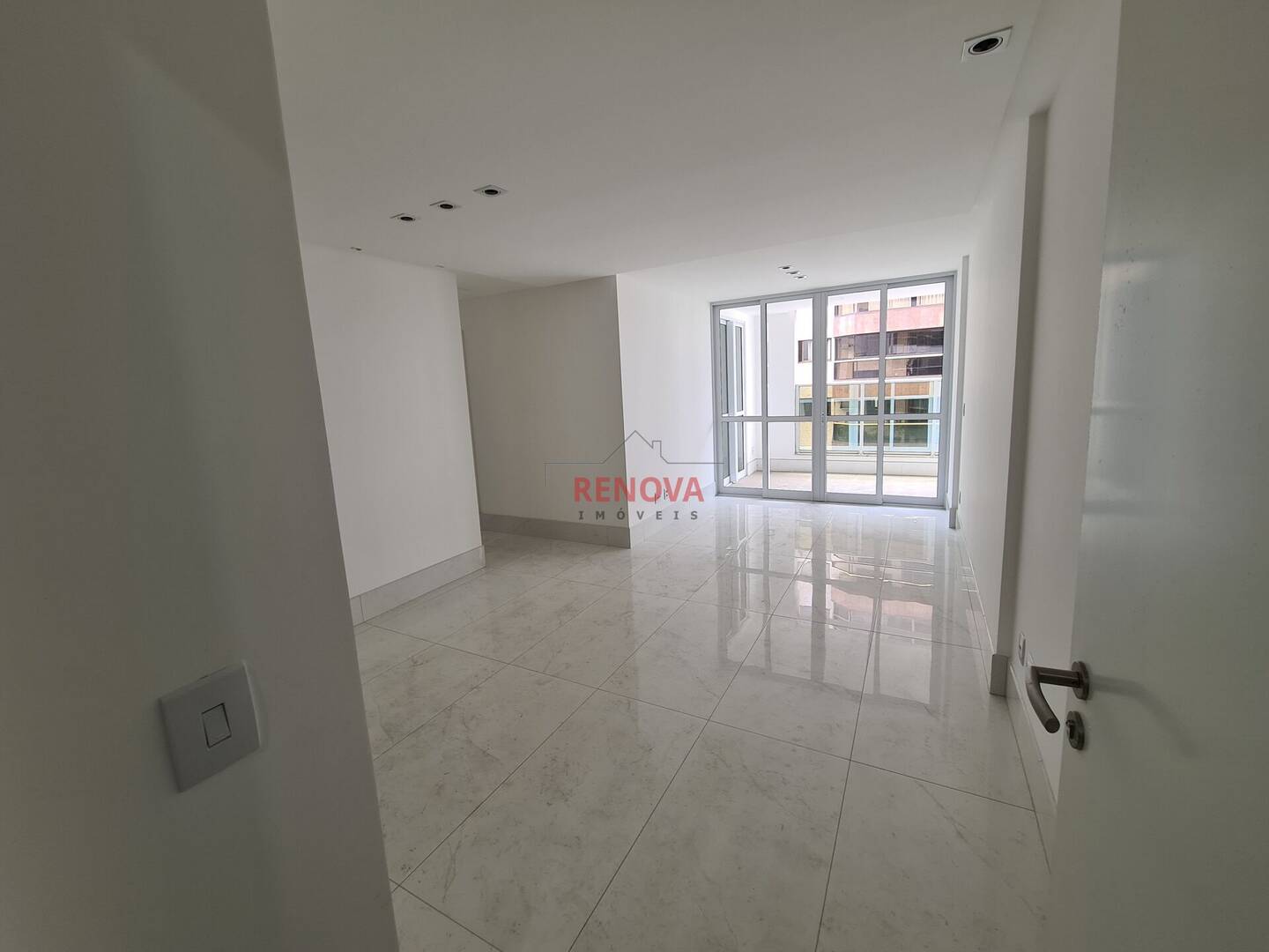 Apartamento, 4 quartos, 13200 m² - Foto 4