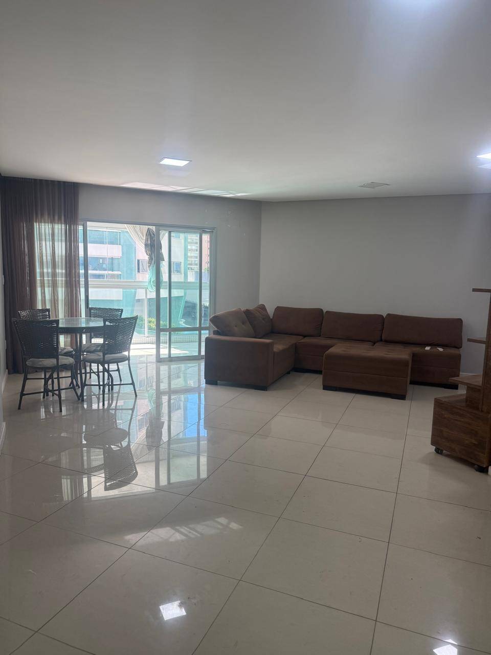 Apartamento, 3 quartos, 123 m² - Foto 2