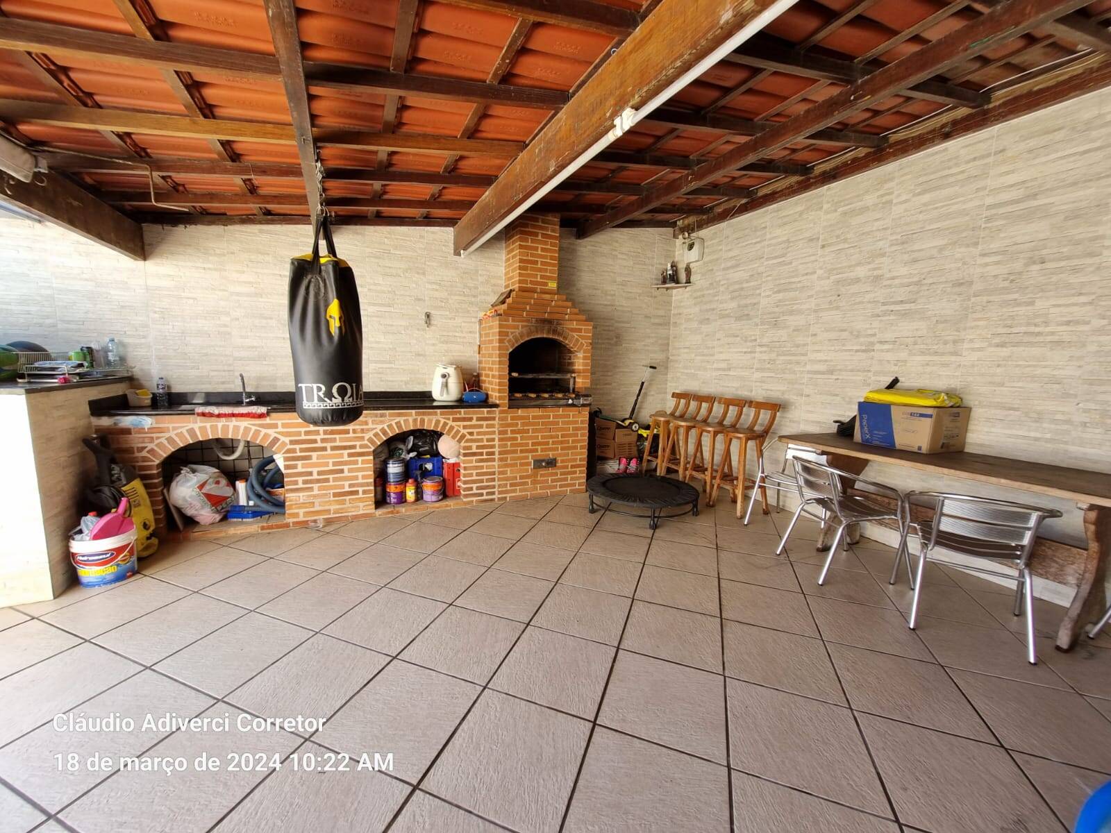 Casa, 4 quartos, 330 m² - Foto 19