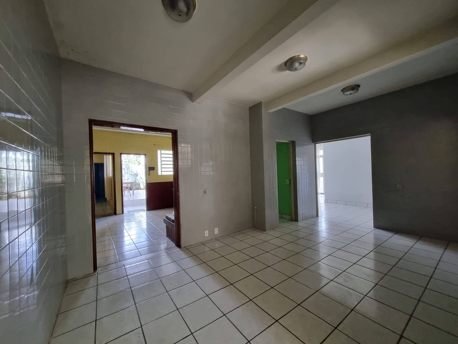 Casa, 5 quartos, 1190 m² - Foto 3