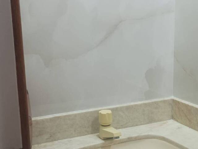 Apartamento para Venda em Guarapari - 4