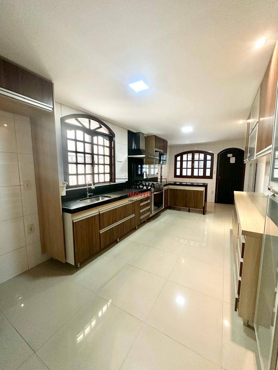 Casa, 4 quartos, 350 m² - Foto 57