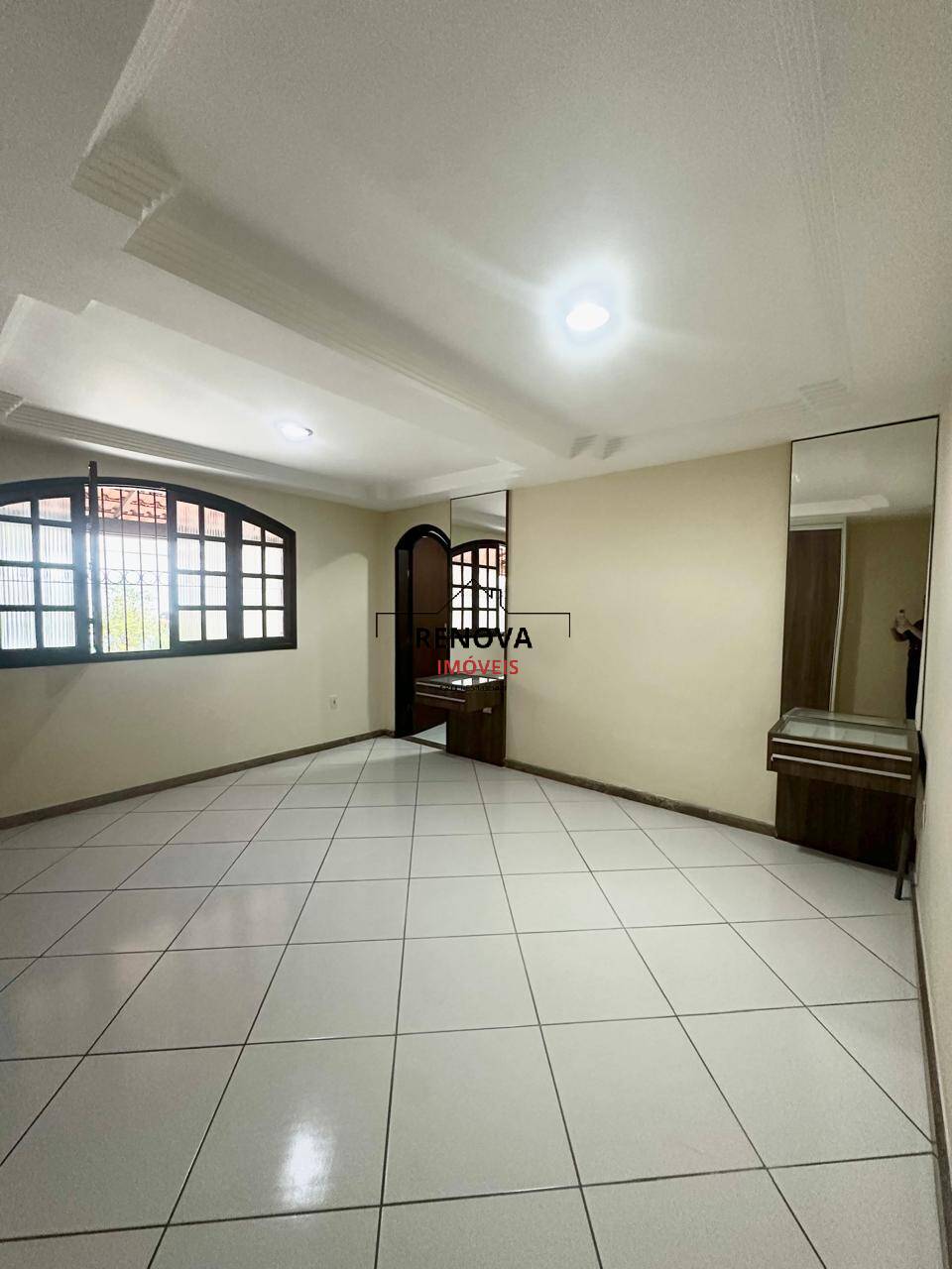 Casa, 4 quartos, 350 m² - Foto 30